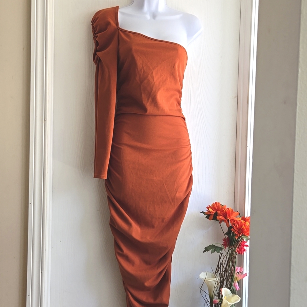 Pretty Little Thing | Rust Orange One Arm Bodycon Dress - Picture 10 of 11
